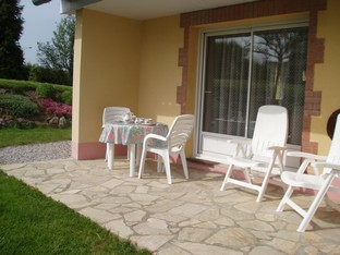 petit d&eacute;jeuner salon de jardin 2008